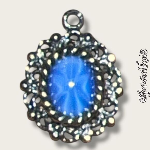 Silver-Tone Pendant with Blue Cabochon Sapphire Glass Center - Picture 9 of 10